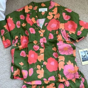 Trovata NWT Linen Set 2 PC